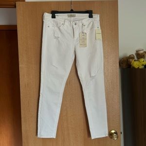 Lucky Brand Charlie Capri Jeans